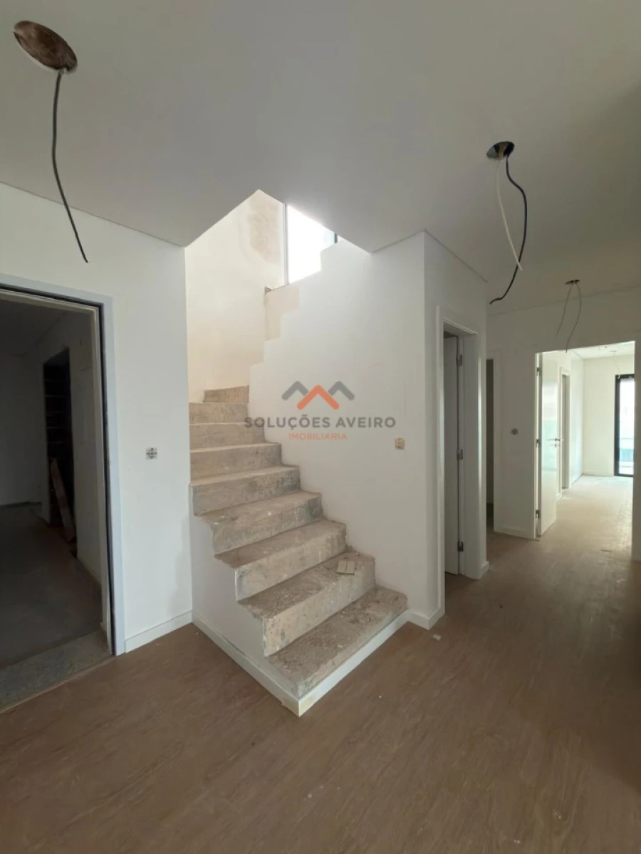 Apartamento T3 para Venda em Esgueira Foto 21