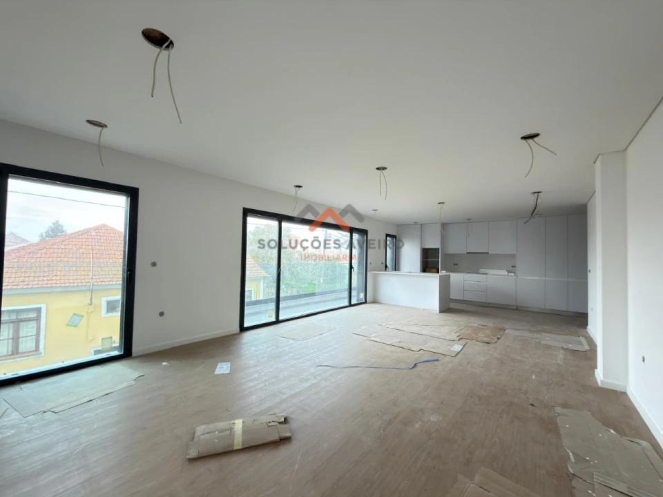 Apartamento T3 para Venda em Esgueira Foto 6