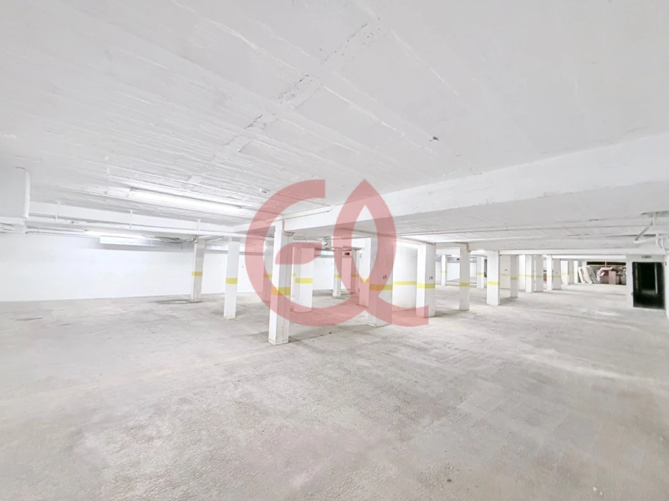 Armazém para Arrendamento em Santa Maria Maior e Monserrate e Meadela Foto 5