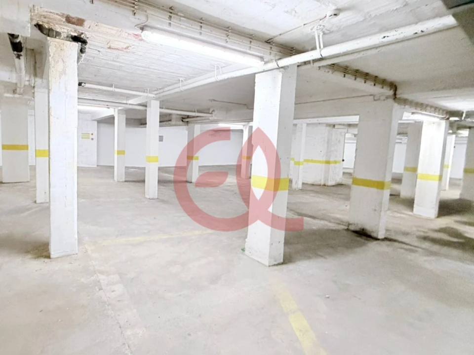 Armazém para Arrendamento em Santa Maria Maior e Monserrate e Meadela Foto 6