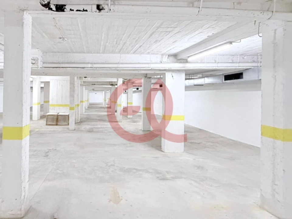 Armazém para Arrendamento em Santa Maria Maior e Monserrate e Meadela Foto 8