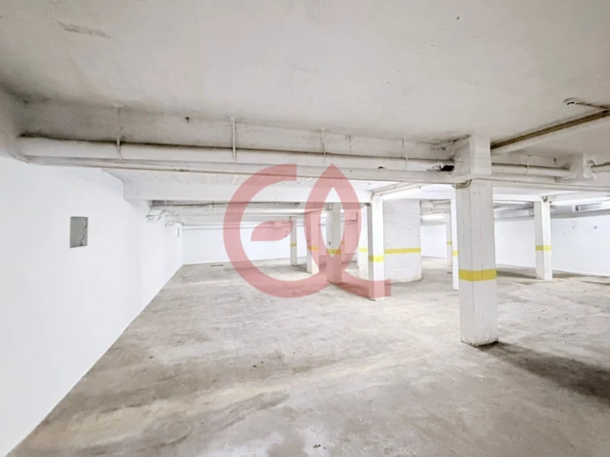 Armazém para Arrendamento em Santa Maria Maior e Monserrate e Meadela Foto 10