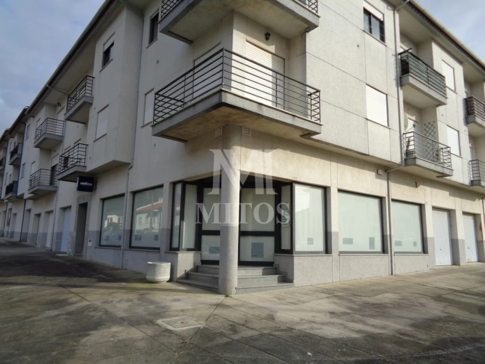 Negócio para Arrendamento em Santa Marta de Portuzelo Foto 1