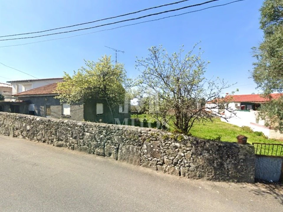 Moradia T2 para Venda em Barroselas e Carvoeiro Foto 1