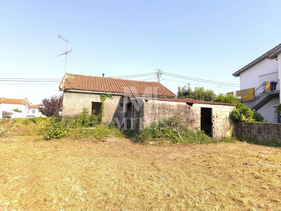 Moradia T2 para Venda em Barroselas e Carvoeiro Foto 6