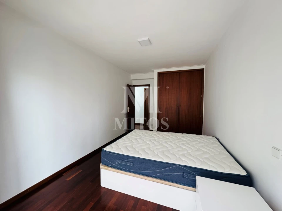 Apartamento T2 para Arrendamento em Santa Maria Maior e Monserrate e Meadela Foto 10