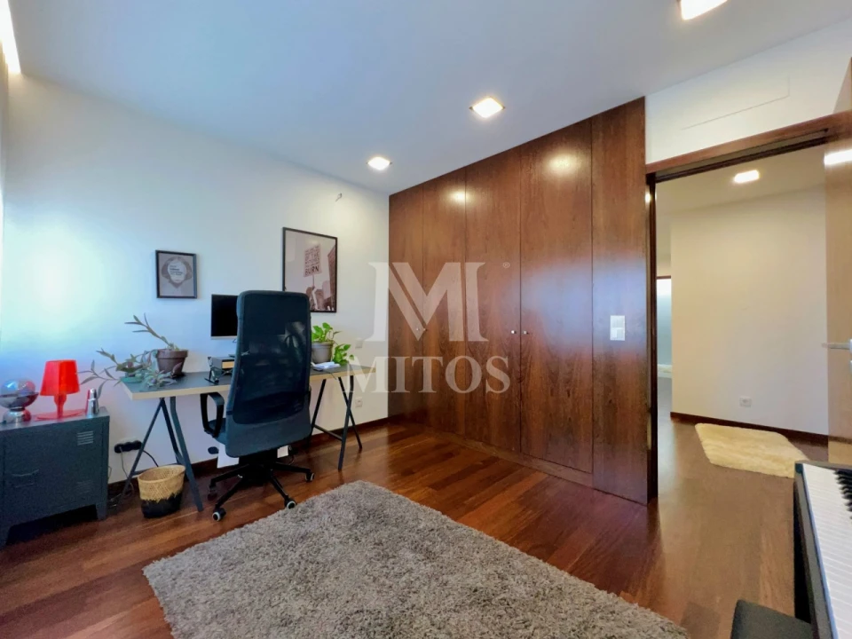 Moradia T4 para Venda em Santa Maria Maior e Monserrate e Meadela Foto 20