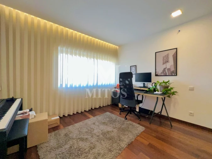 Moradia T4 para Venda em Santa Maria Maior e Monserrate e Meadela Foto 19