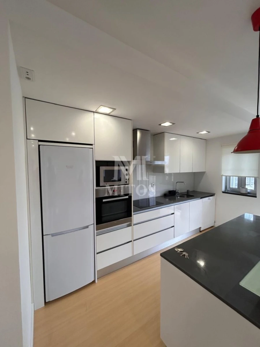 Apartamento T3 para Venda em Darque Foto 5