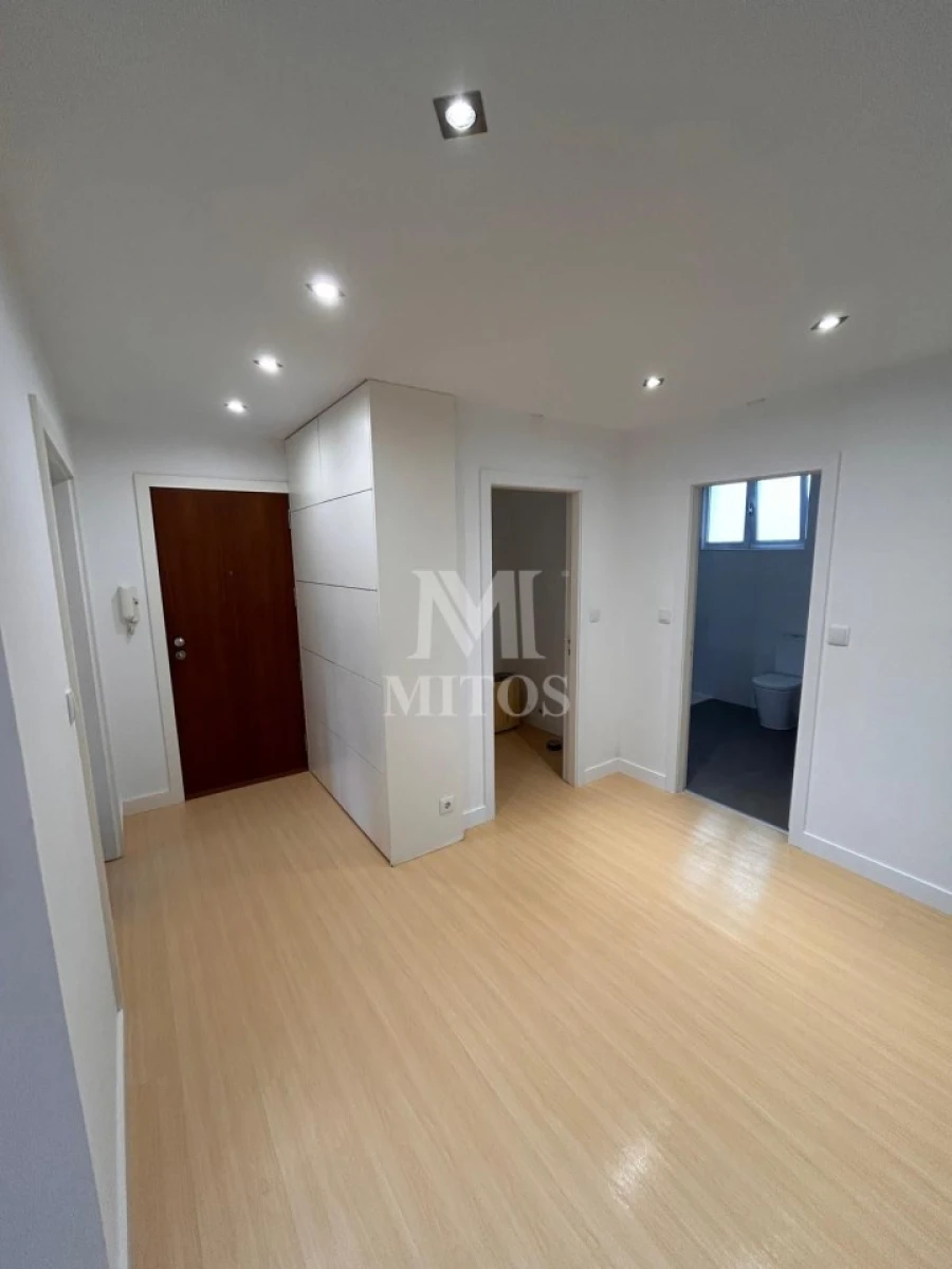 Apartamento T3 para Venda em Darque Foto 7