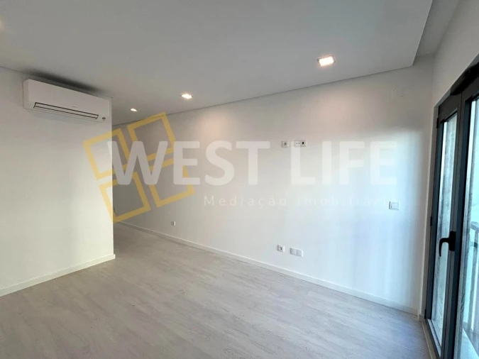 Apartamento T2 para Venda em Ericeira Foto 9