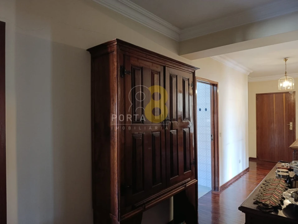 Apartamento T4 para Venda em Ramalde Foto 2