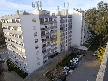 Apartamento T4 para Venda em Ramalde