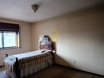 Apartamento T4 para Venda em Ramalde