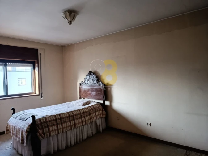 Apartamento T4 para Venda em Ramalde Foto 11