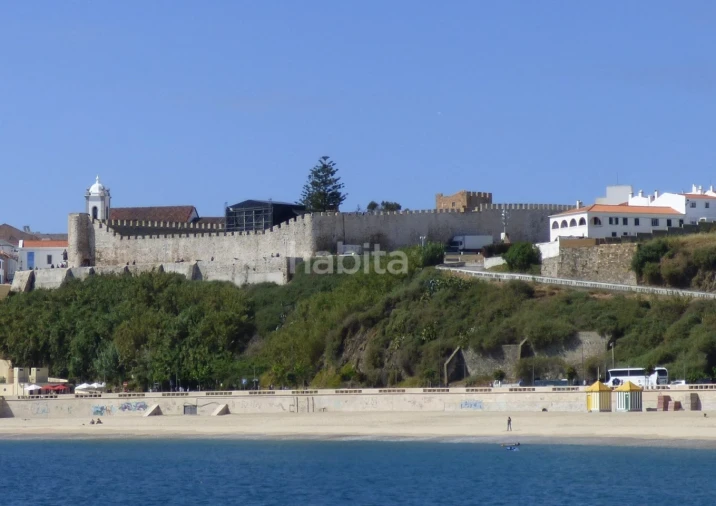 Apartamento T2 para Venda em Sines Foto 11