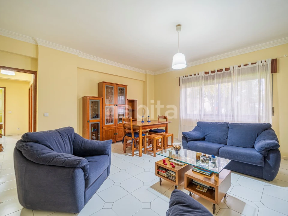 Apartamento T1 para Arrendamento em Oeiras e São Julião da Barra, Paço de Arcos e Caxias Foto 1