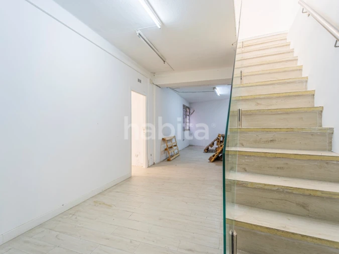 Loja para Arrendamento em Santo António Foto 18