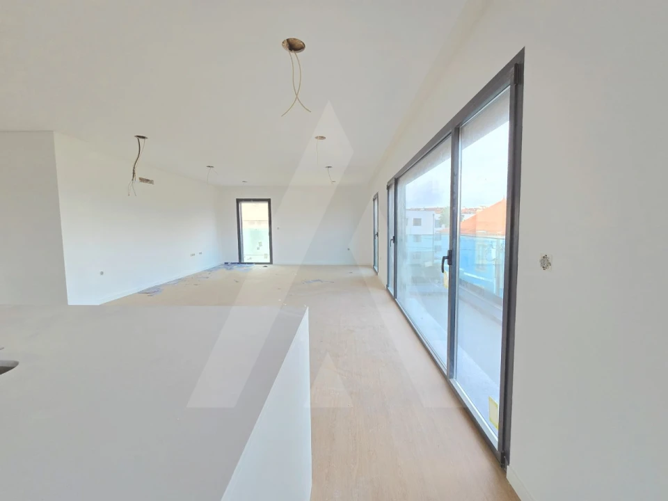 Apartamento T2 para Venda em Esgueira Foto 2