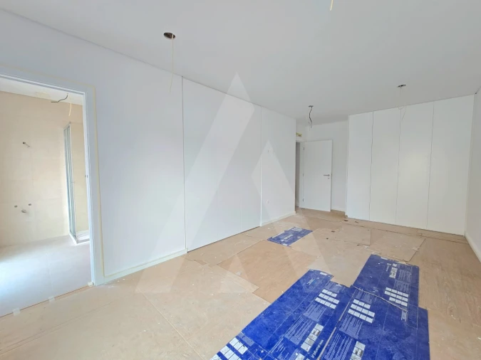 Apartamento T2 para Venda em Esgueira Foto 11