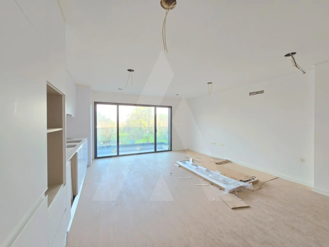 Apartamento T2 para Venda em Esgueira Foto 3