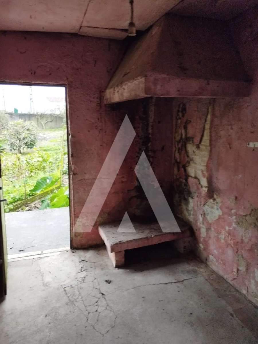 Terreno para Venda em Santa Marta de Portuzelo Foto 7