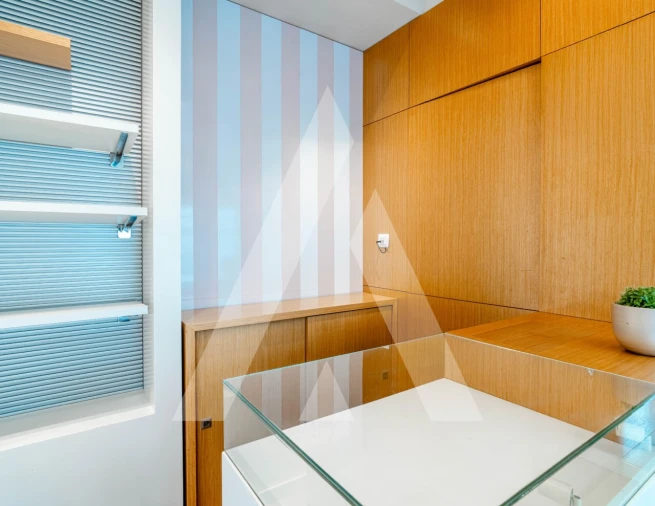 Loja para Cedência de Quotas em Lousã e Vilarinho Foto 2