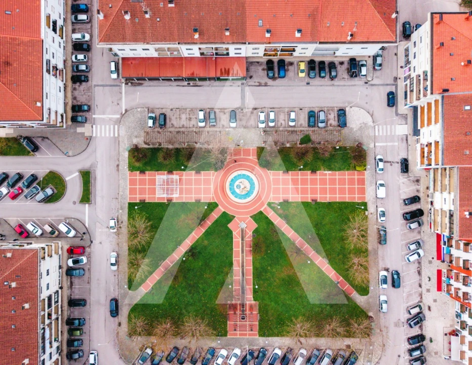 Loja para Arrendamento em Lousã e Vilarinho Foto 17