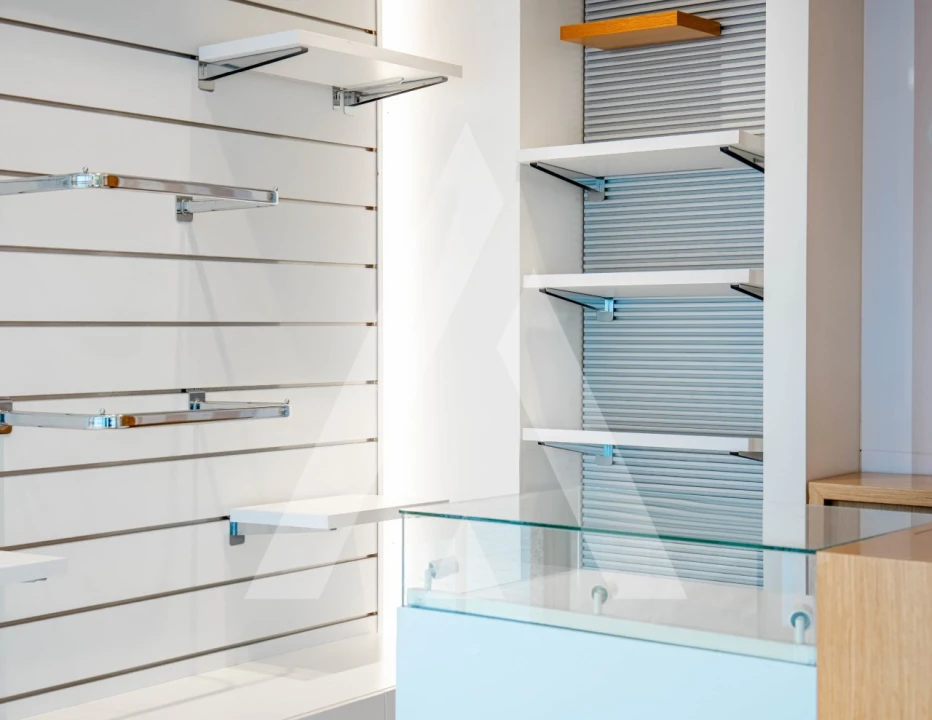 Loja para Arrendamento em Lousã e Vilarinho Foto 3