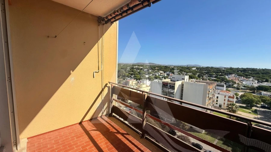 Apartamento para Venda em Quarteira