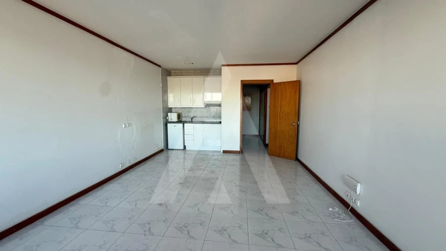 Apartamento para Venda em Quarteira Foto 14