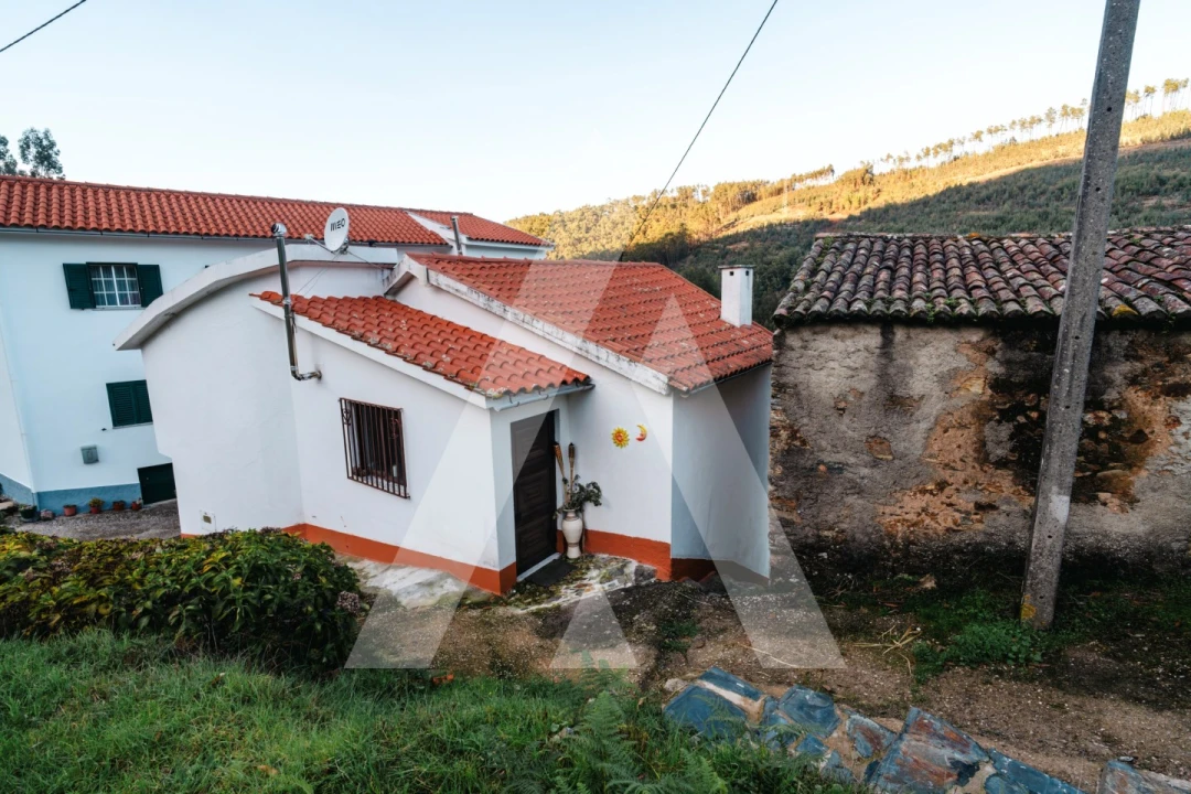 Moradia T3 para Venda em Gois Foto 17