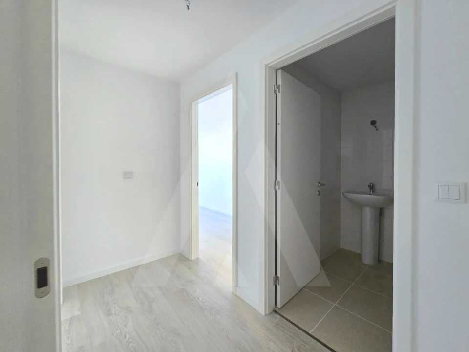 Apartamento T2 para Arrendamento em Aradas Foto 11