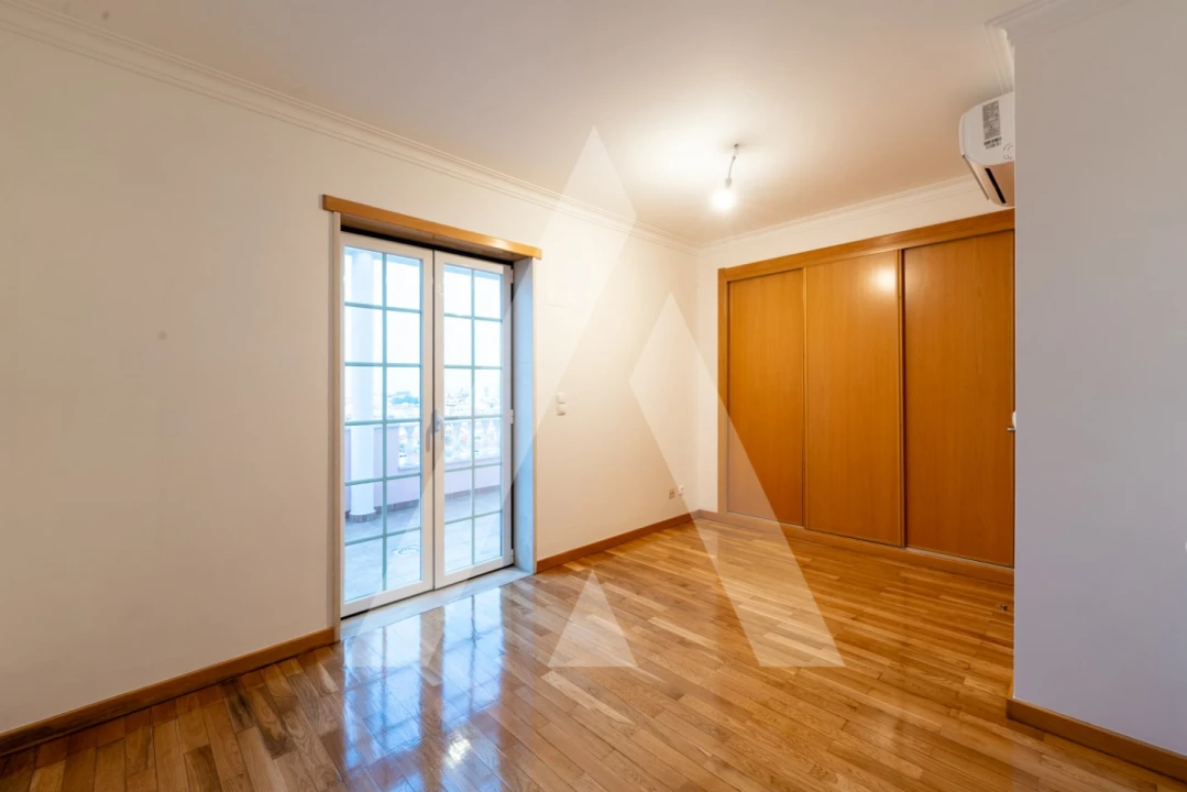 Apartamento T3 para Venda em Águas Livres Foto 21