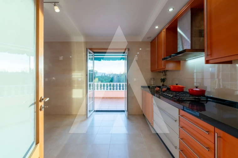 Apartamento T3 para Venda em Águas Livres Foto 7