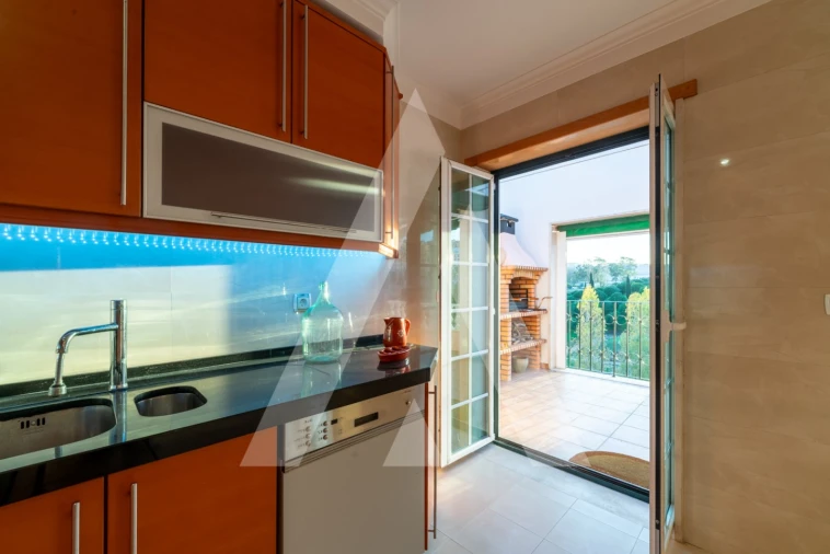 Apartamento T3 para Venda em Águas Livres Foto 8