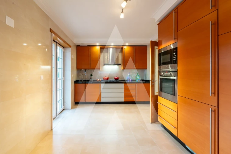 Apartamento T3 para Venda em Águas Livres Foto 11