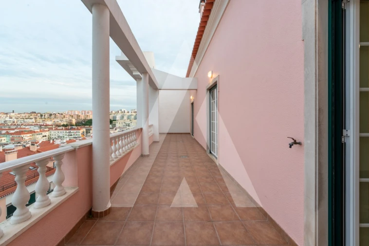 Apartamento T3 para Venda em Águas Livres Foto 28