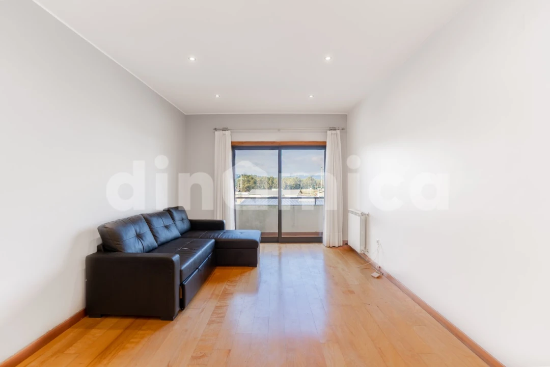 Apartamento T2 para Venda em Vila Nova de Famalicão e Calendário Foto 2