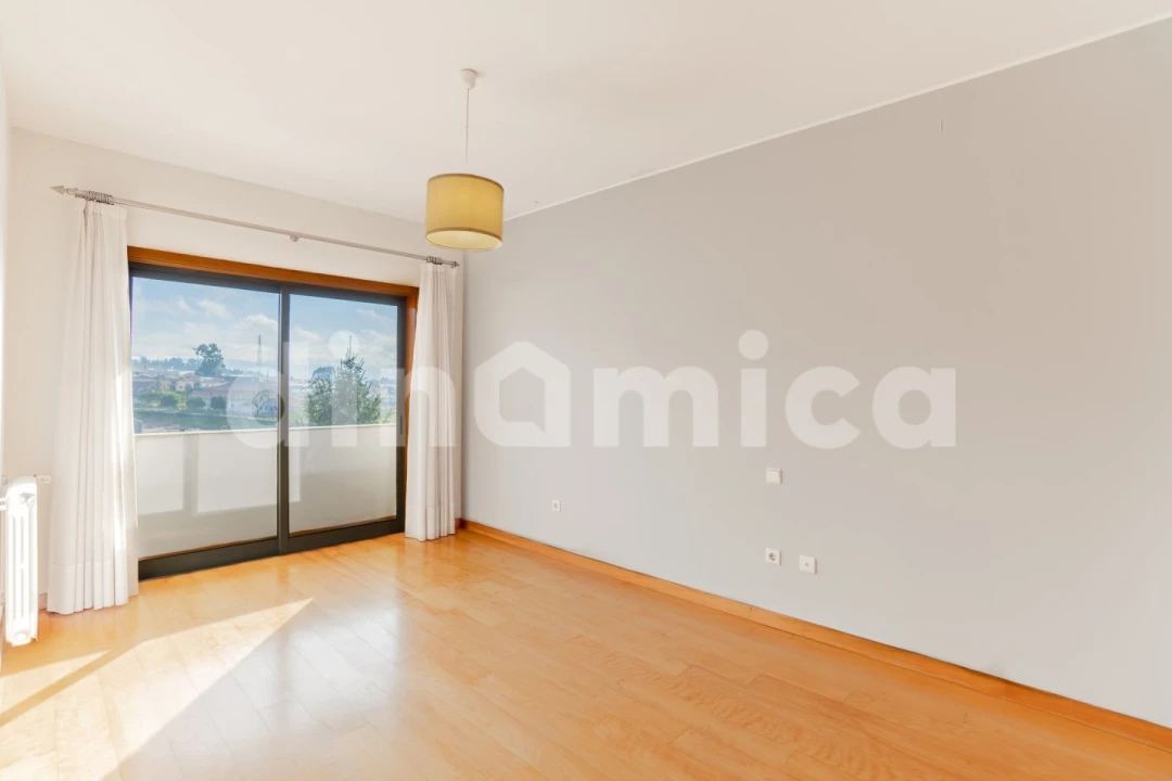 Apartamento T2 para Venda em Vila Nova de Famalicão e Calendário Foto 6