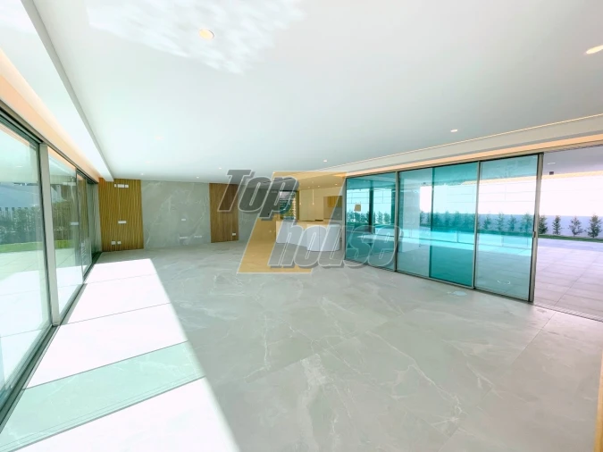 Moradia T5 para Venda em Corroios Foto 8