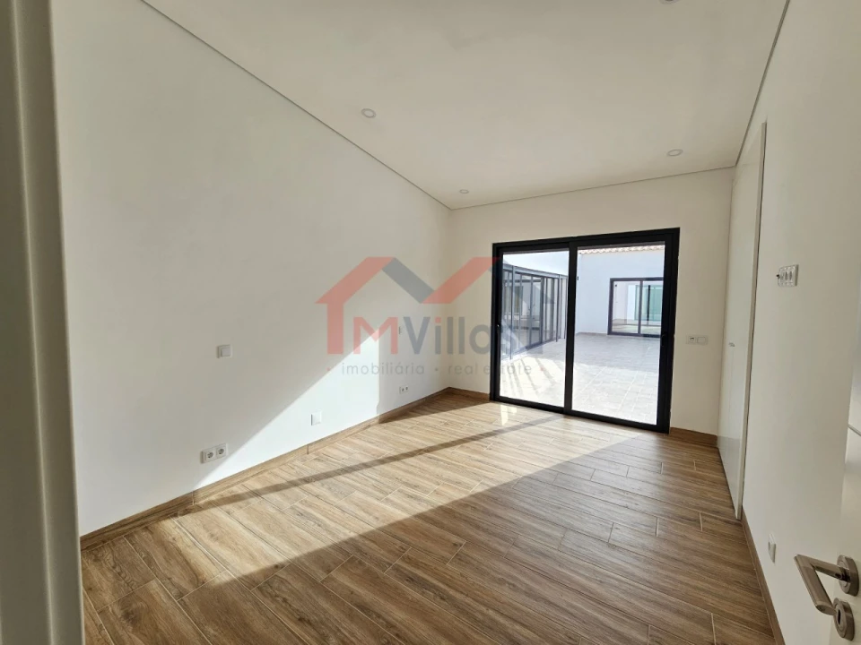 Moradia T3 para Venda em Loule (São Clemente) Foto 8