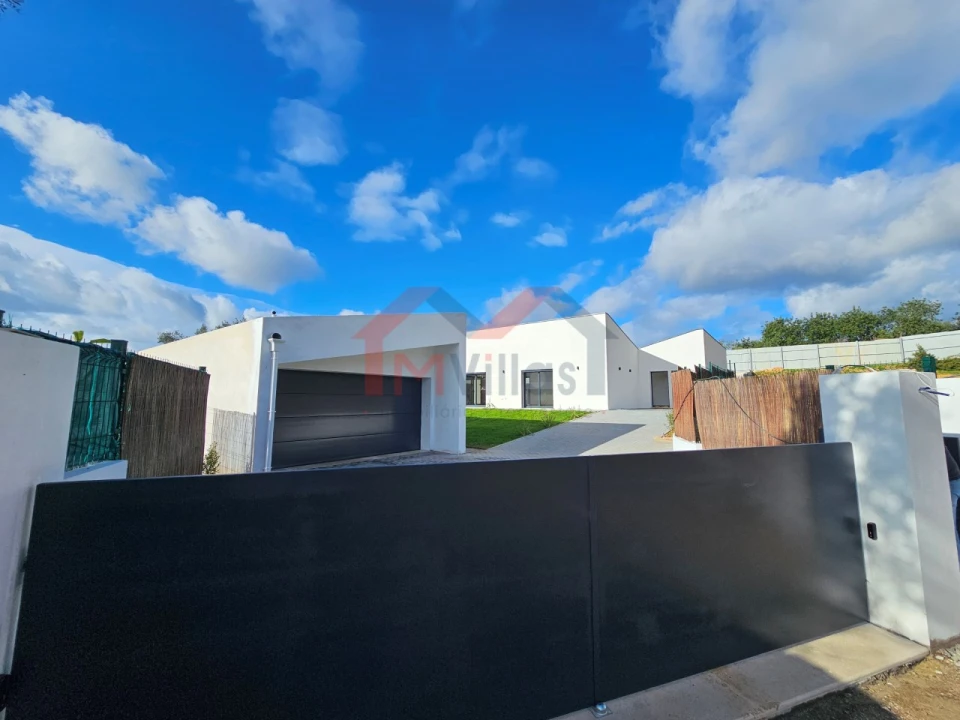 Moradia T3 para Venda em Loule (São Clemente) Foto 24