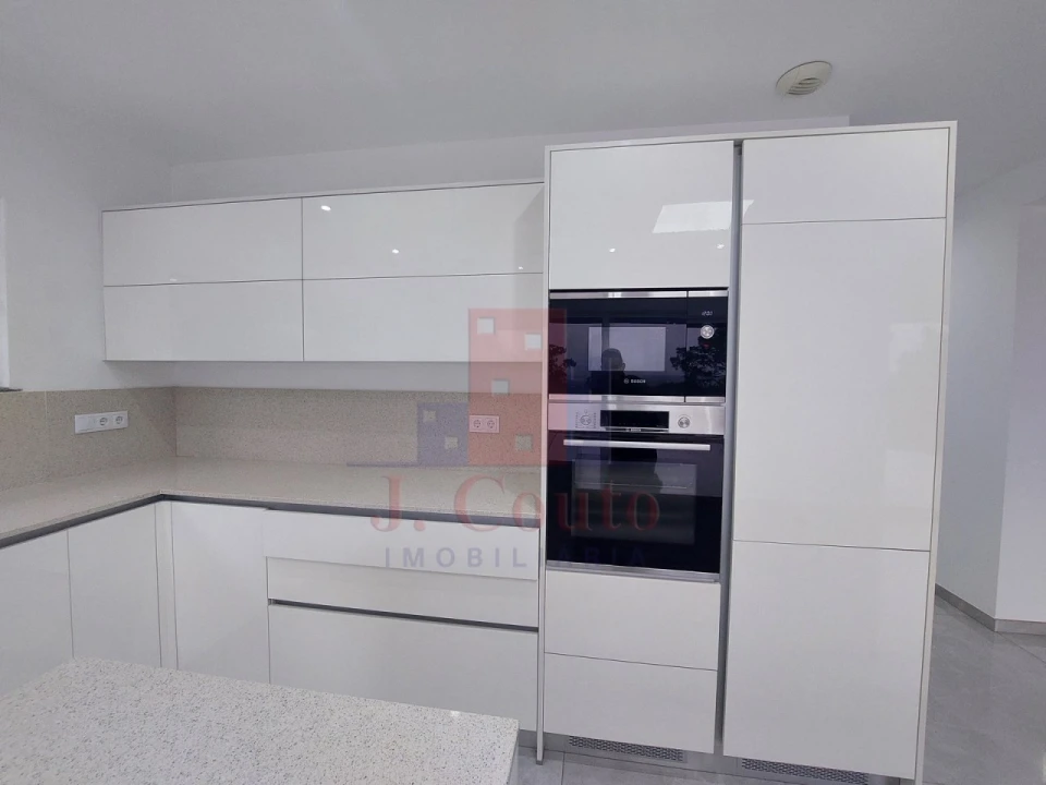 Moradia T3 para Venda em Caldas da Rainha - Santo Onofre e Serra do Bouro Foto 29