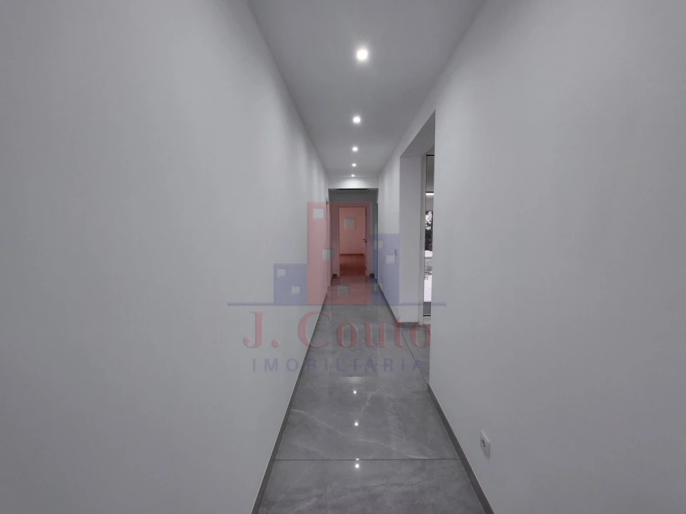 Moradia T3 para Venda em Caldas da Rainha - Santo Onofre e Serra do Bouro Foto 30