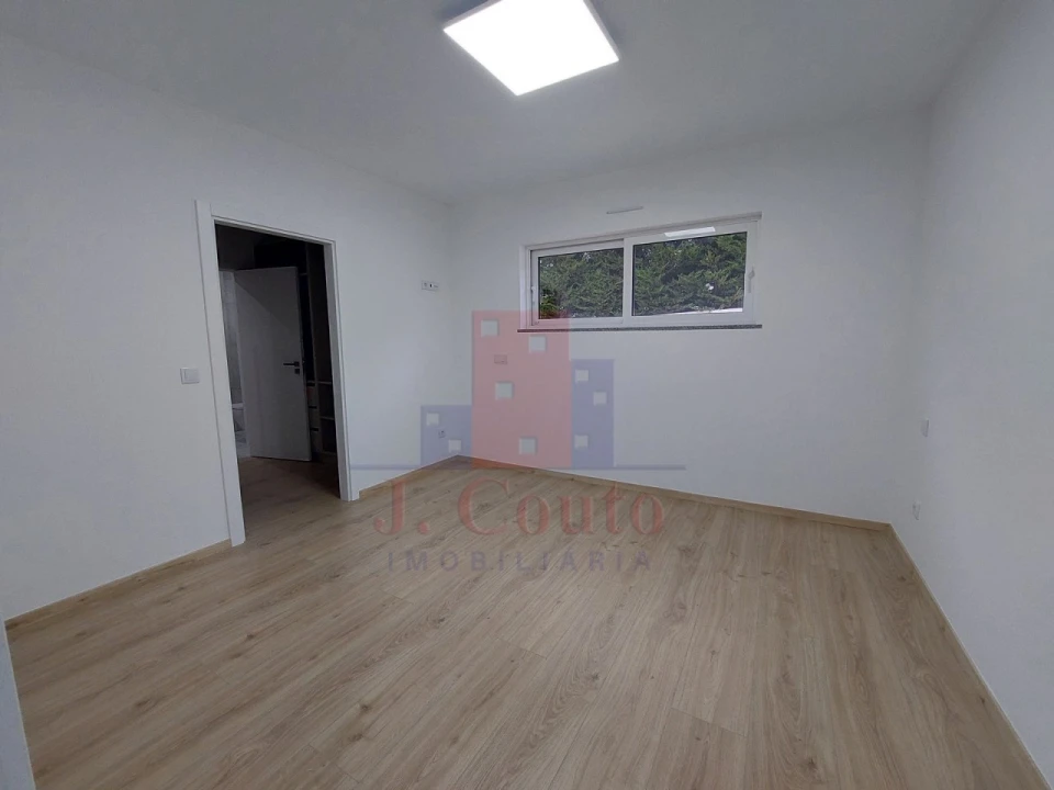 Moradia T3 para Venda em Caldas da Rainha - Santo Onofre e Serra do Bouro Foto 39