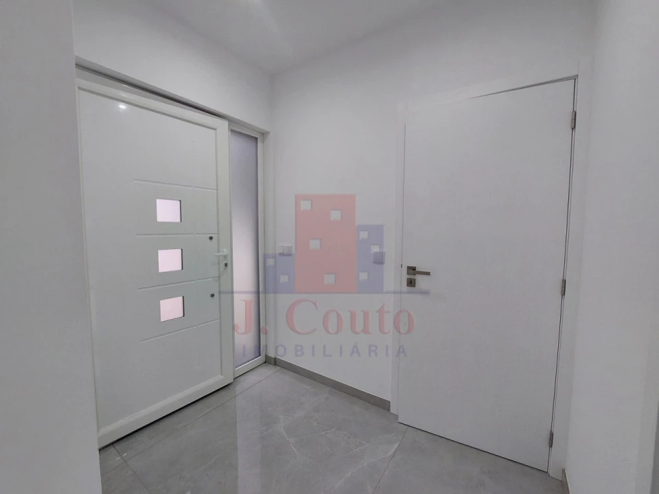 Moradia T3 para Venda em Caldas da Rainha - Santo Onofre e Serra do Bouro Foto 22