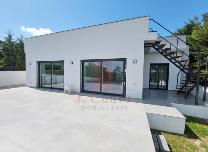 Moradia T3 para Venda em Caldas da Rainha - Santo Onofre e Serra do Bouro Foto 19