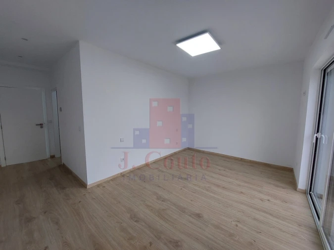 Moradia T3 para Venda em Caldas da Rainha - Santo Onofre e Serra do Bouro Foto 36