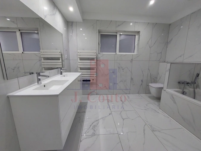 Moradia T3 para Venda em Caldas da Rainha - Santo Onofre e Serra do Bouro Foto 37